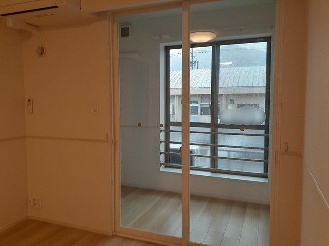 リヨン 鯖江 01のその他写真