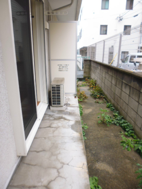京急本線 生麦駅 徒歩6分 2階建 築21年の内装写真