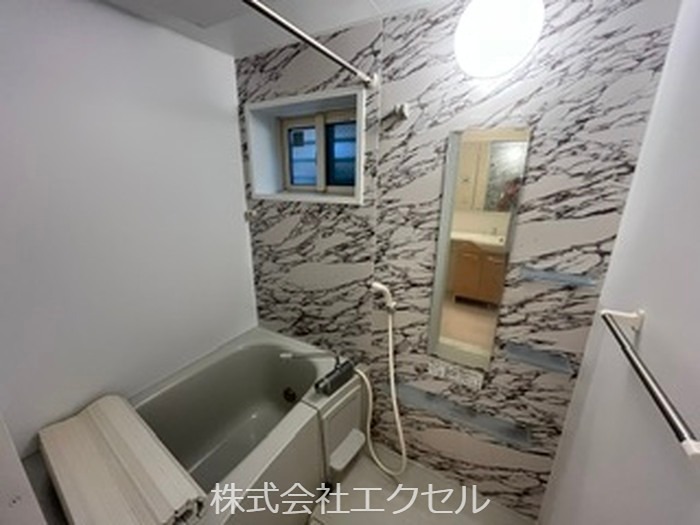 ＪＲ中央線 八王子駅 徒歩5分 3階建 築11年の風呂写真