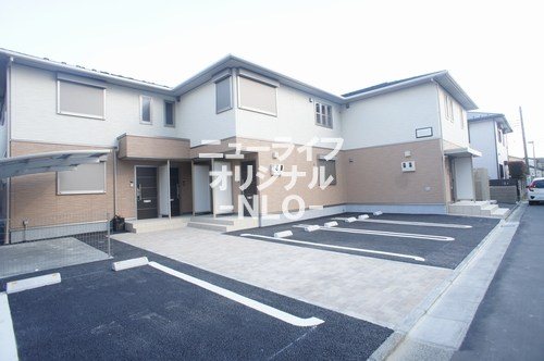 駐車場　目の行き届く敷地内に駐車場有り（有料　要空き確認）