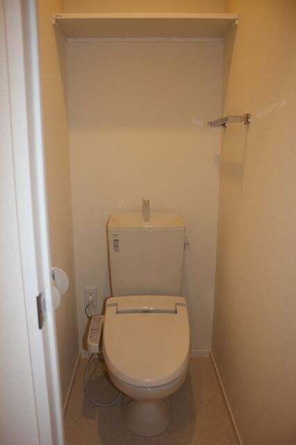 トイレ　ゆったりとした空間のトイレです