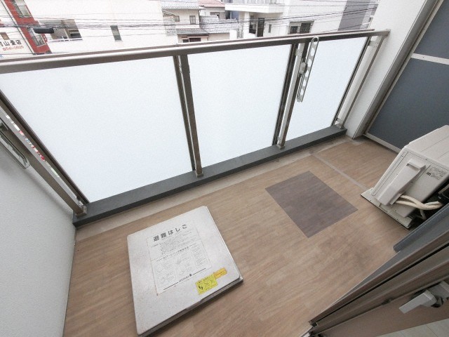 ミルキーウェイ大橋の内装写真