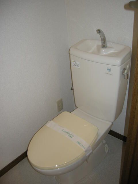 パークウェル湯島のトイレ写真