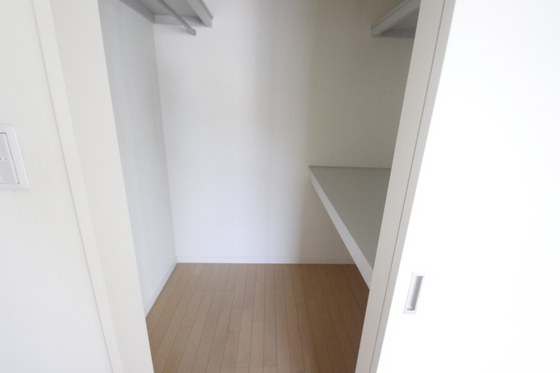 収納　※別部屋の写真です