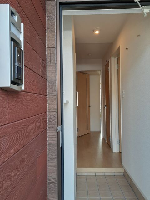 ベレタ Bの玄関写真