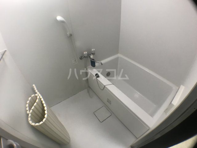 千信レジデンスの風呂写真