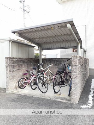 アンブラッセBの外観写真