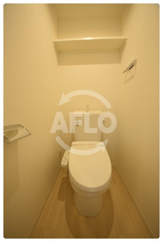 ＪＲ大阪環状線 玉造駅 徒歩3分 11階建 築10年のトイレ写真