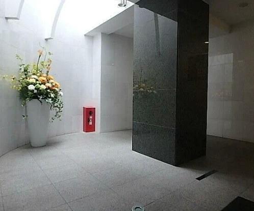 東京メトロ千代田線 代々木上原駅 徒歩12分 8階建 築23年の外観写真