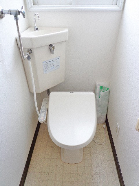 ＪＲ函館本線 稲積公園駅 徒歩12分 2階建 築37年のトイレ写真