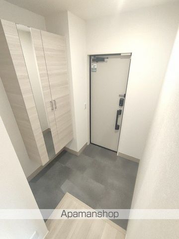 ＪＲ東海道本線 千里丘駅 徒歩7分 3階建 築1年の玄関写真