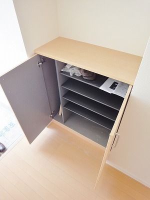玄関　下駄箱