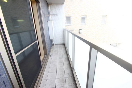 バルコニー　※別部屋の写真です