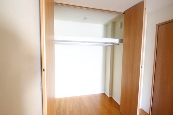 収納　※別部屋の写真です