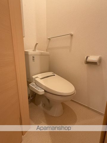 ＪＲ紀勢本線 藤並駅 徒歩10分 2階建 築15年のトイレ写真