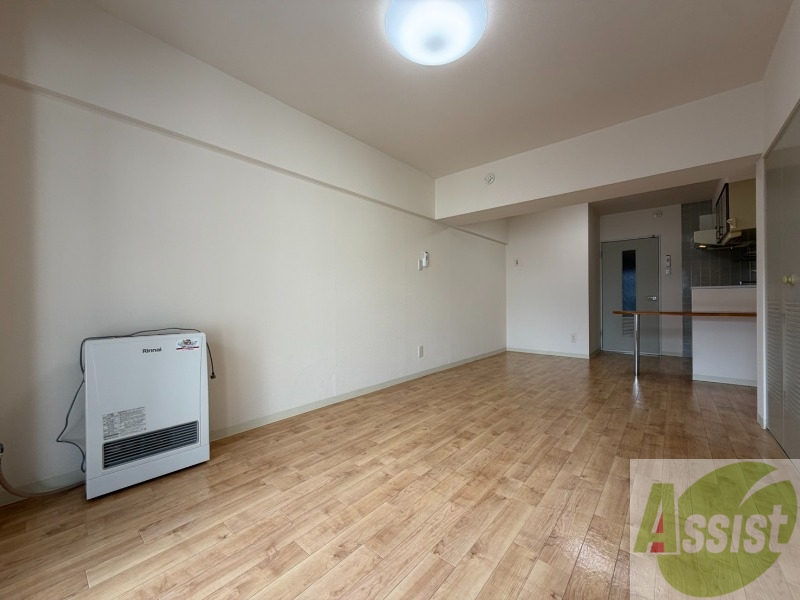 その他部屋・スペース　日当たりが良くて心地よく過ごせそうなお部屋です。