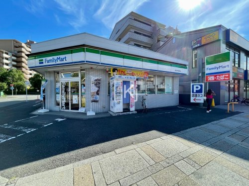 コンビニ　ファミリーマート 横浜本牧通り店（コンビニ）まで446m