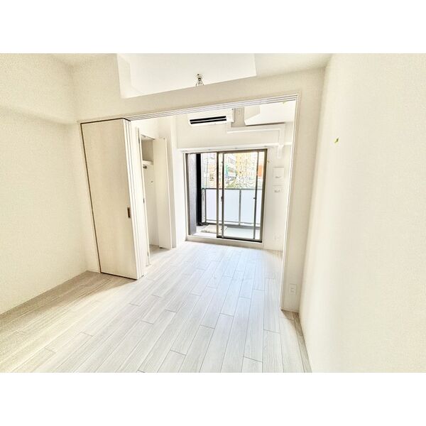その他部屋・スペース　使い勝手のいい寝室です