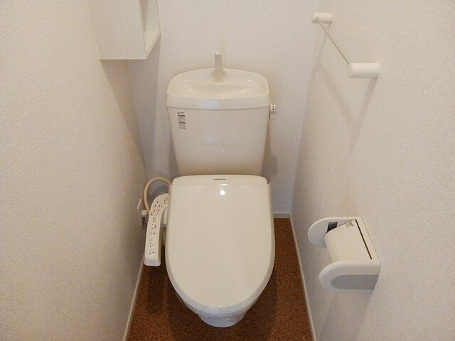 シャン・ド・フルール Iのトイレ写真