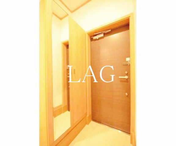玄関　玄関です。