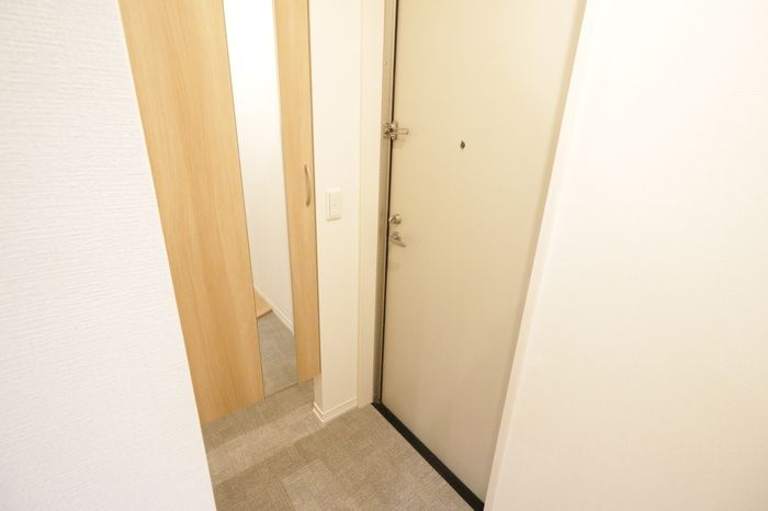 玄関　シューズクローク完備です♪