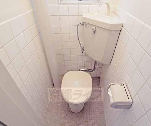 レジデンス上花山のトイレ写真