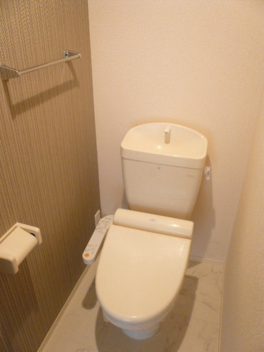ボヌール千田 B棟のトイレ写真