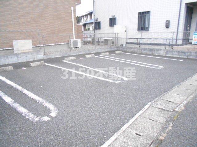 駐車場　駐車場があります