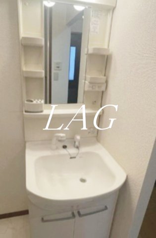 洗面設備　独立洗面台です。