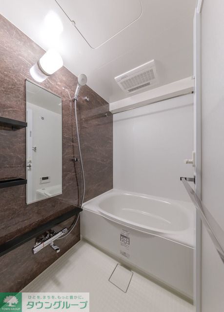バス・シャワールーム　※写真は同タイプ住戸です。