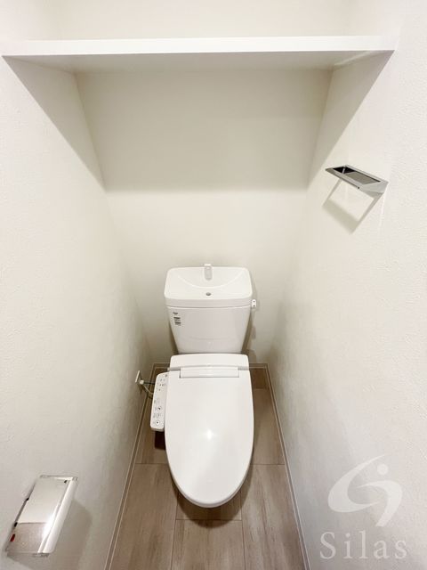 阪神本線 尼崎センタープール前駅 徒歩20分 15階建 築1年のトイレ写真