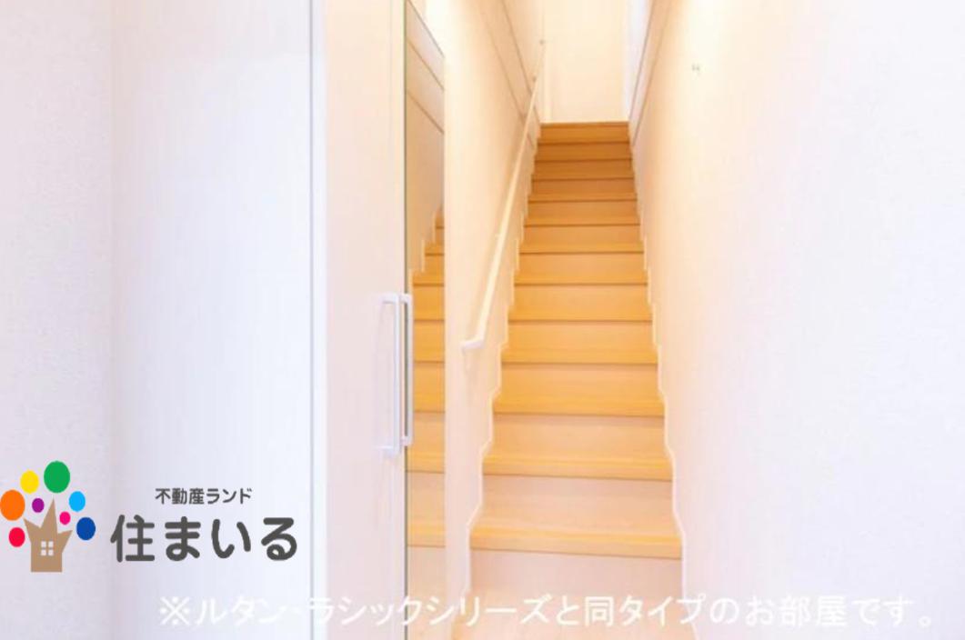 玄関　※写真は同型タイプとなります