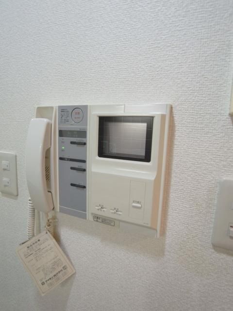 セキュリティ　☆ＴＶインターホンで来客の顔が見えます☆