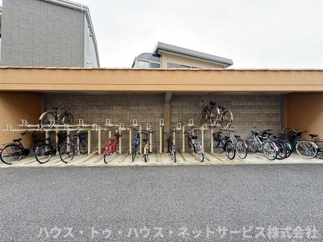 INSURANCE BLDG.XVの外観写真
