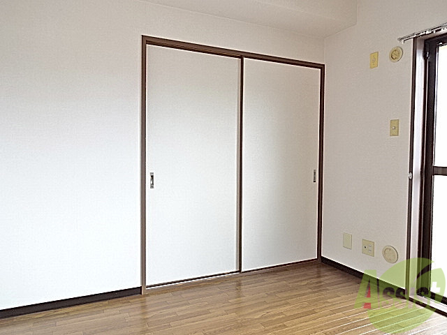収納　収納が充実してるとお部屋がスッキリ片付きますよね。嬉しいね