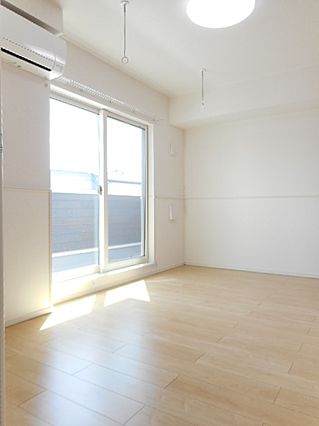 居室・リビング　シャ　レコルテ　北区西ヶ原4