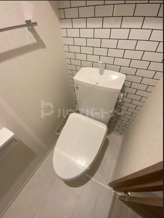 オークツリーのトイレ写真