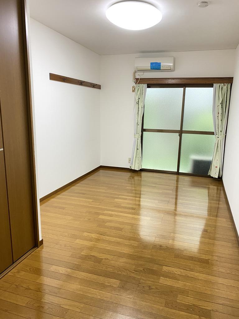 京王井の頭線 永福町駅 徒歩9分 2階建 築39年の居間写真