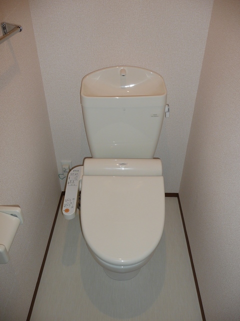 トイレ　同タイプ物件写真を掲載しております。