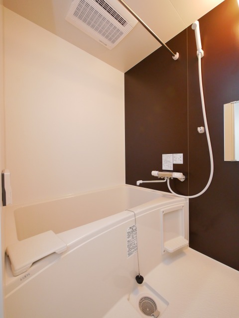 バス・シャワールーム　浴室