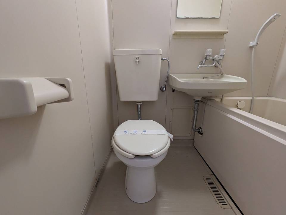 トイレ　トイレ