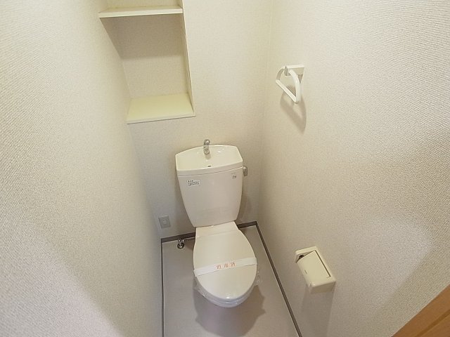 【神戸市長田区梅ケ香町のマンションのトイレ】