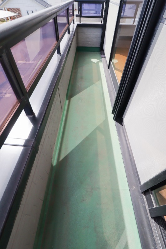 バルコニー　図面と現状に相違がある場合には現状を優先