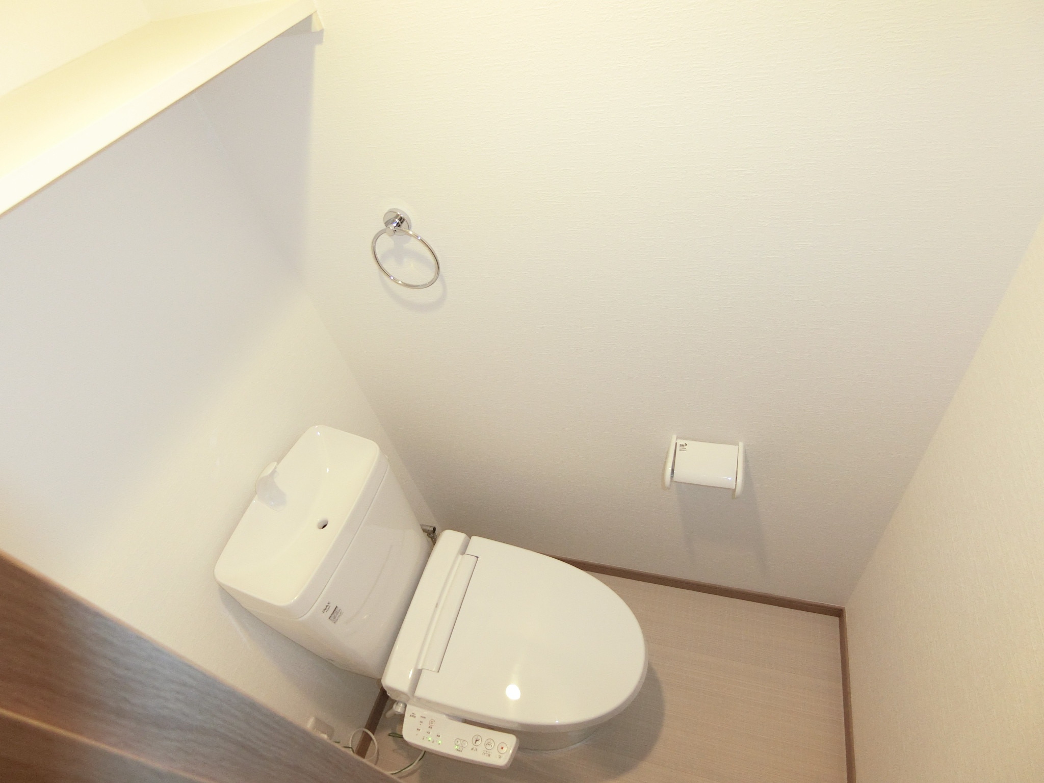 トイレ　シャワートイレでスッキリ