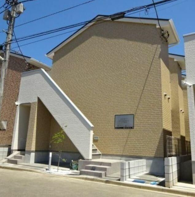 松戸市常盤平陣屋前のアパートの建物外観