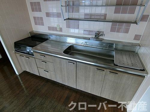 【綾歌郡宇多津町浜五番丁のマンションのキッチン】