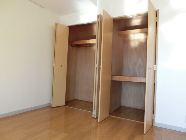 収納　クローゼット