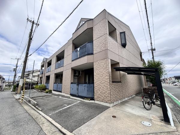 建物外観　スローライフを叶える閑静な住宅地