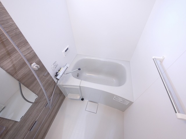 バス・シャワールーム　きれいなお風呂です