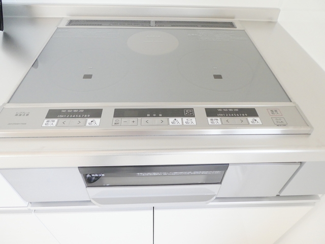 キッチン　ＩＨクッキングヒーター